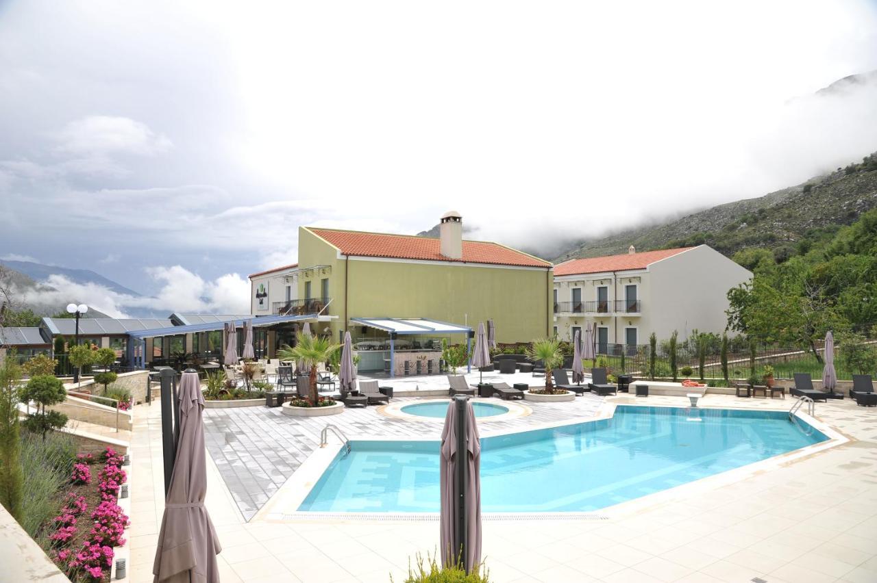 Hotel Alexander Mountain