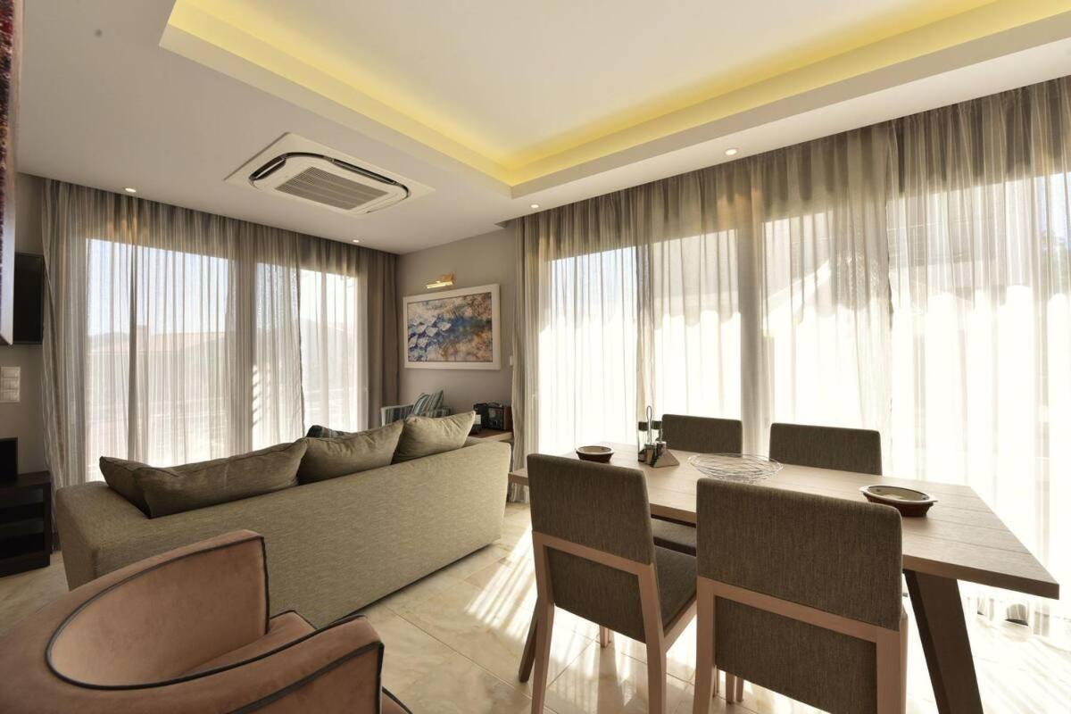 Alexander Mountain Hotel