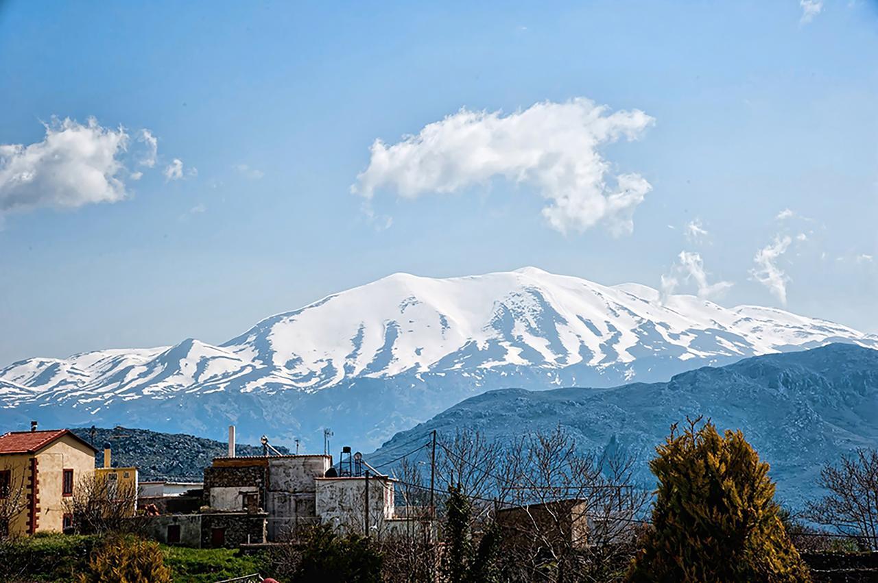 Alexander Mountain
