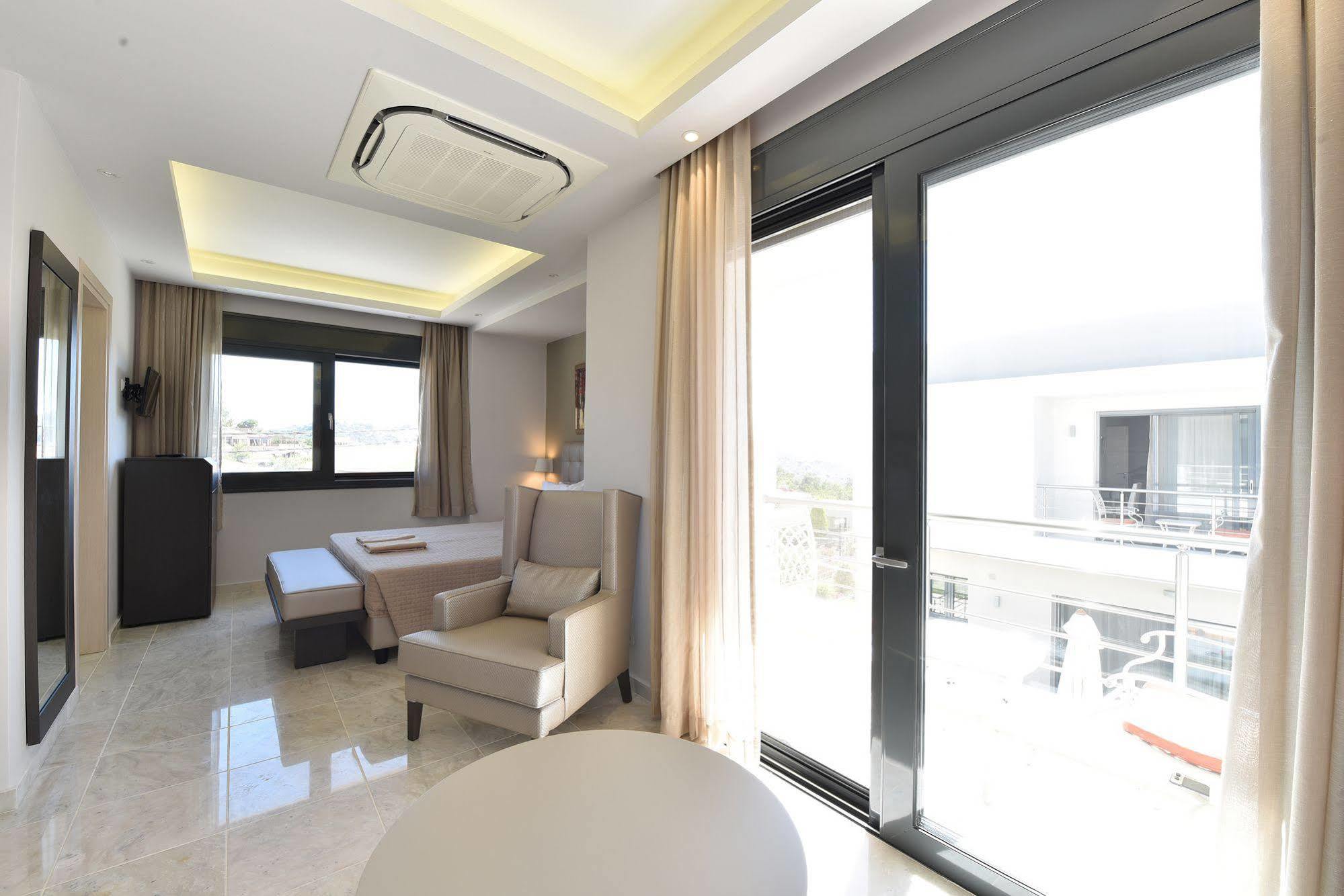 Alexander Mountain Resort Hotel 3*